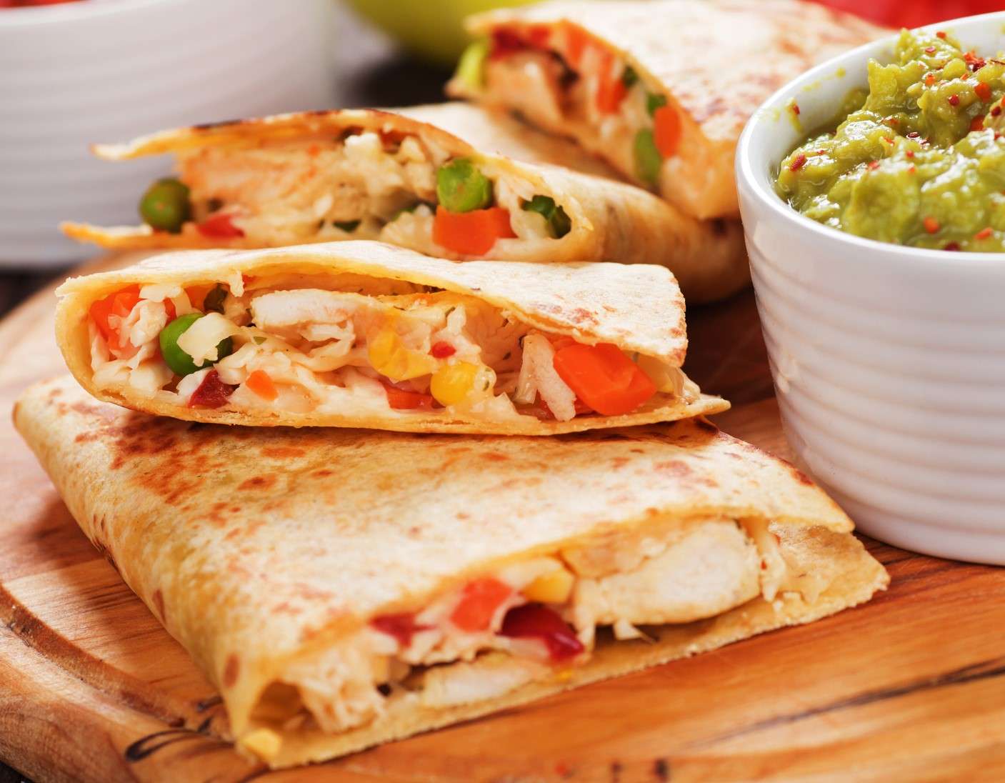 (1) QUESADILLA WITH CHICKEN, BEEF OR MUSHROOM