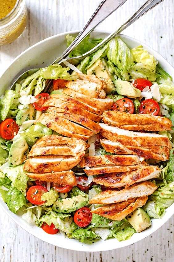 CHICKEN SALAD WITH SHREDDED CHEESE