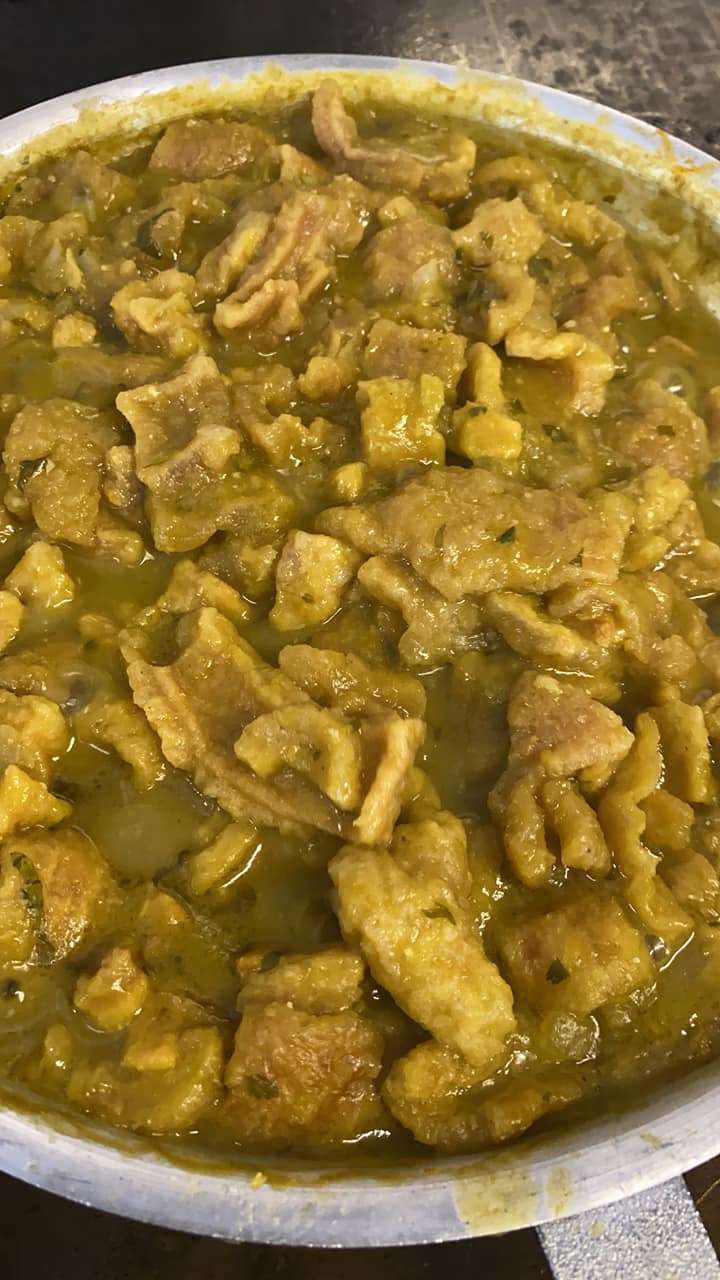 Chicharron en salsa verde