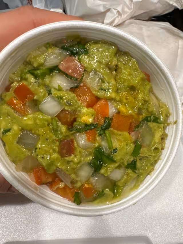 Guacamole 8oz