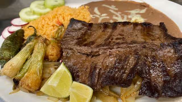 Lunch Carne azada