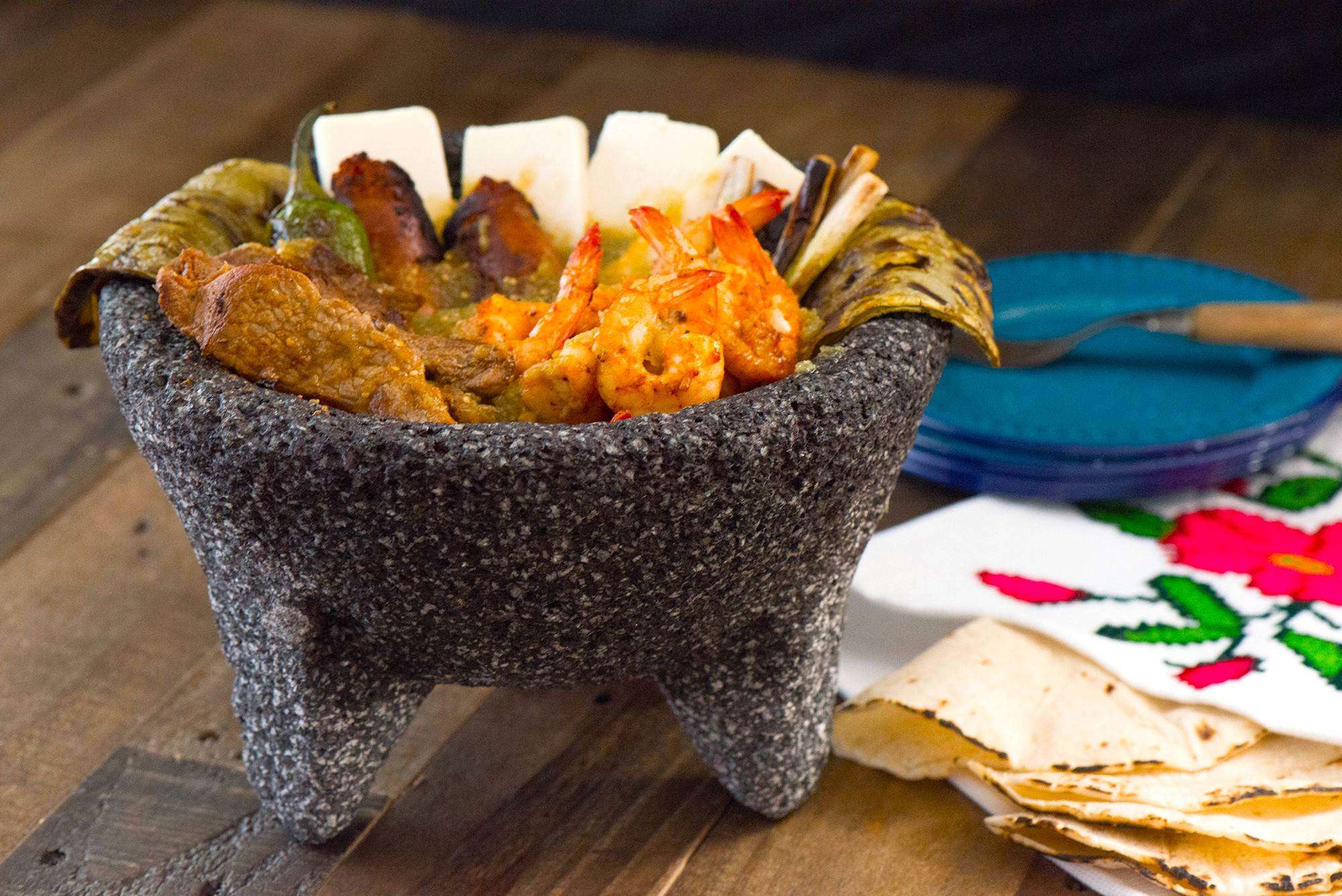 MOLCAJETE PAISA