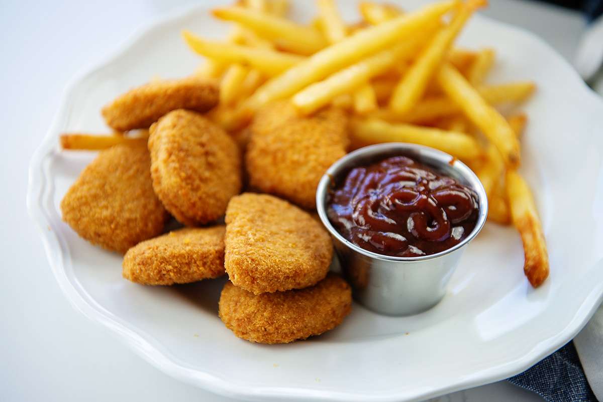 Kids chicken nuggets and fries